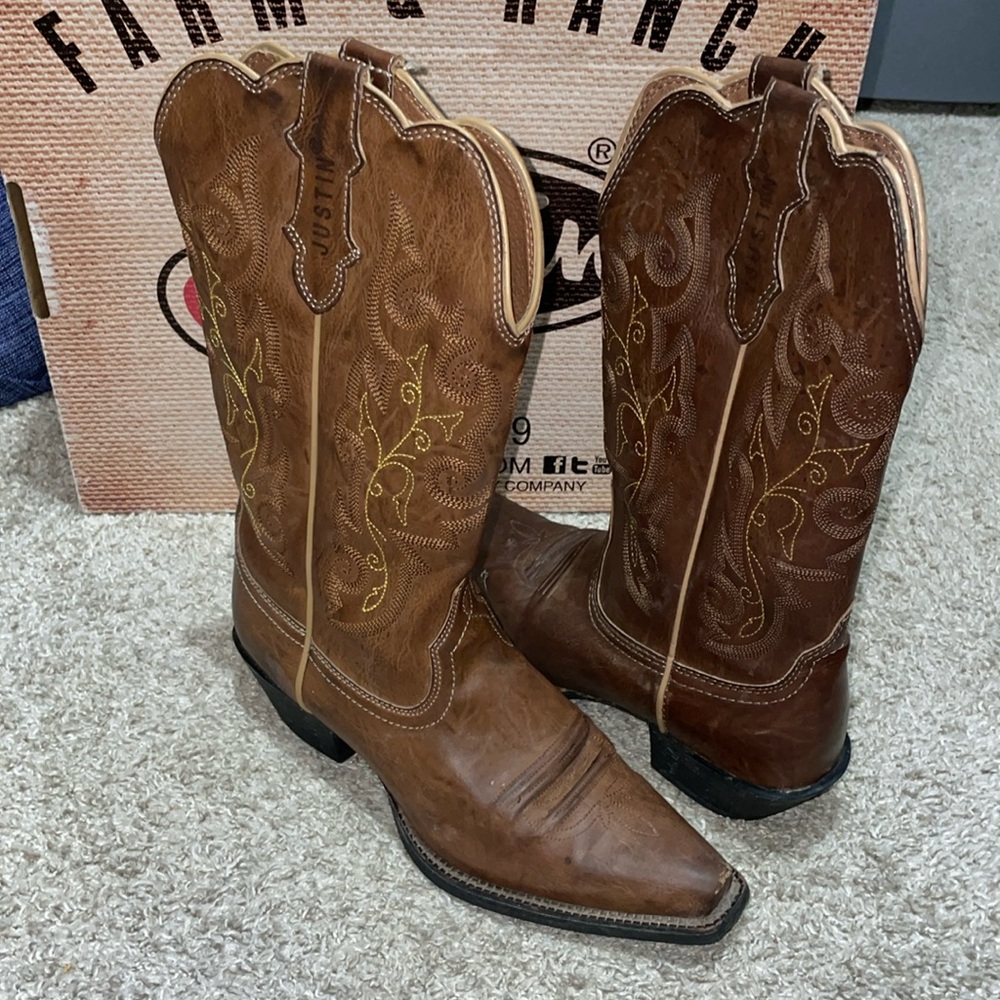 Farm ranch, Justin boots